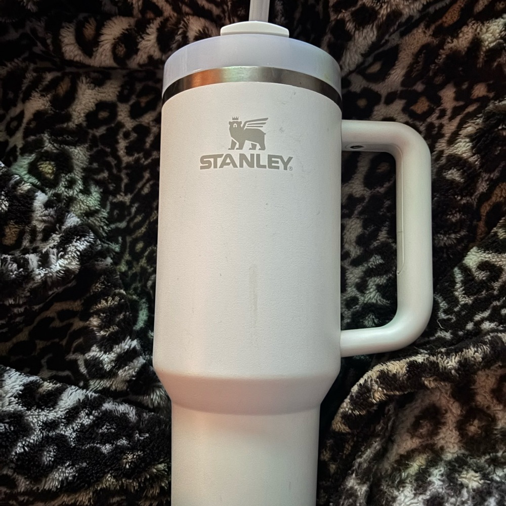 Stanley White Travel Mug with Handle
